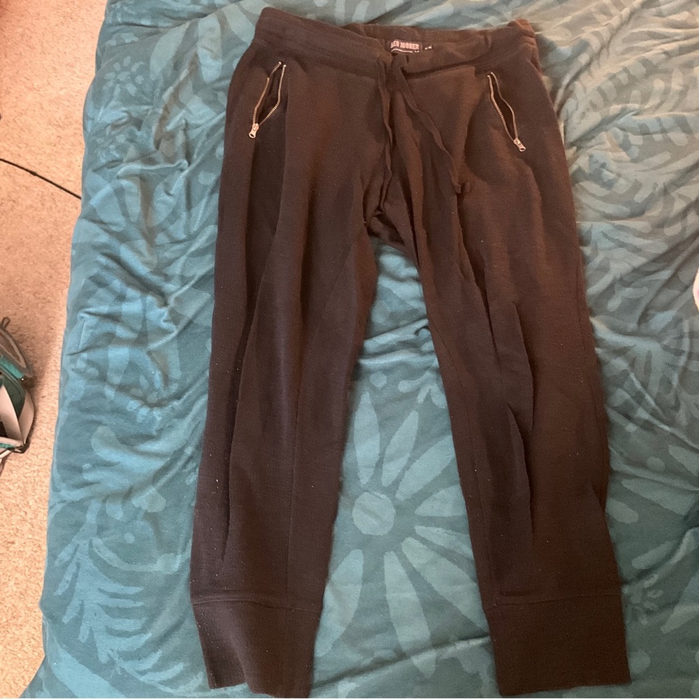 Black AEO Joggers (M)